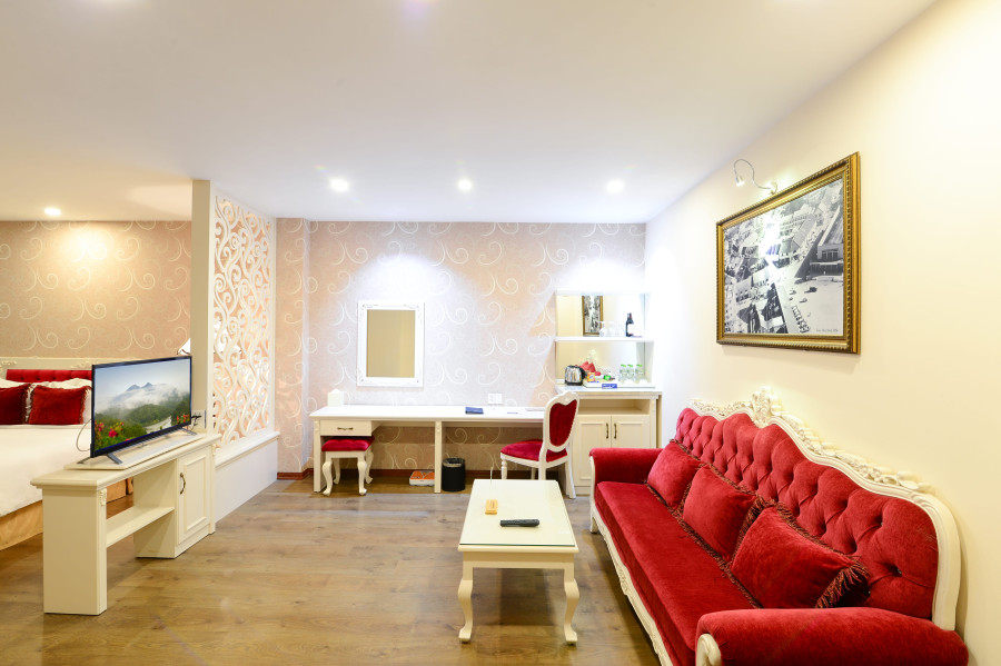 CITY JUNIOR SUITE TRIPLE