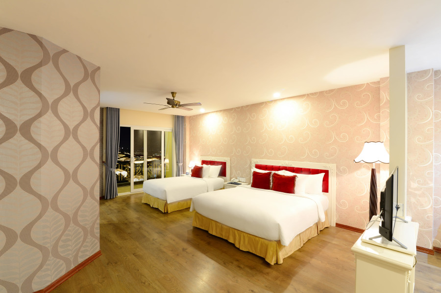 CITY JUNIOR SUITE TRIPLE