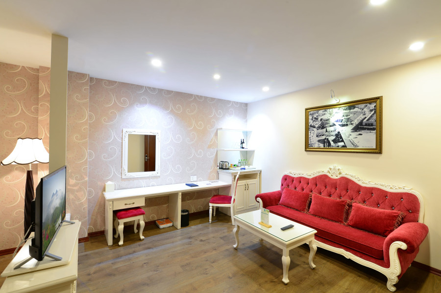 CITY JUNIOR SUITE TRIPLE
