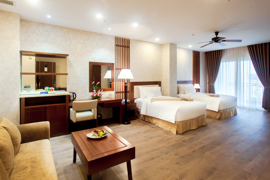 CITY JUNIOR SUITE