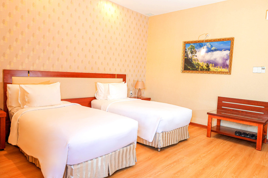 SUPERIOR ROOM