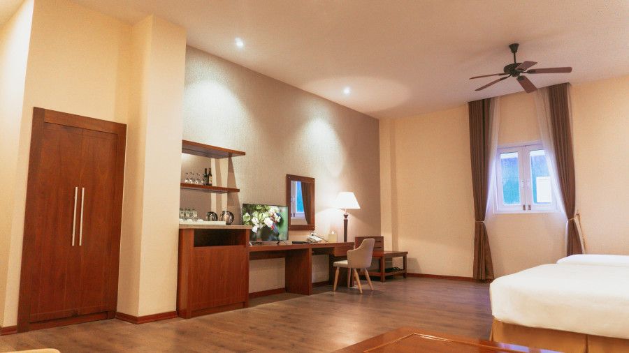 SUPERIOR TRIPLE ROOM