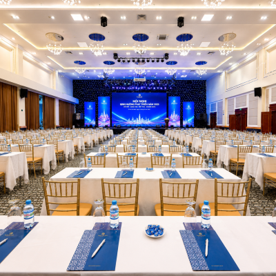 SẢNH CẨM TÚ CẦU