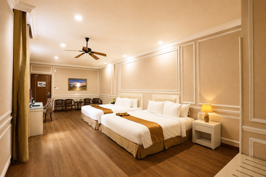 SUPERIOR FAMILY ROOM