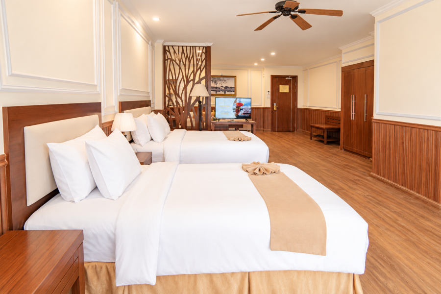 PHÒNG CITY JUNIOR SUITE TRIPLE