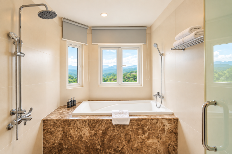PHÒNG VALLEY JUNIOR SUITE TRIPLE